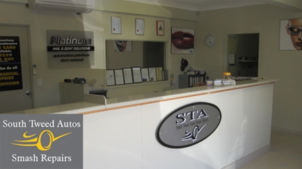 South Tweed Autos Smash Repairs Hero Image