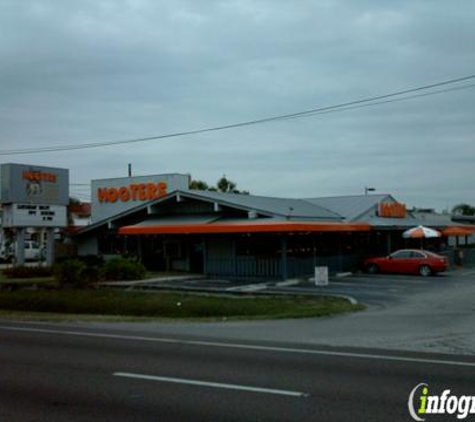 Hooters - Tampa, FL