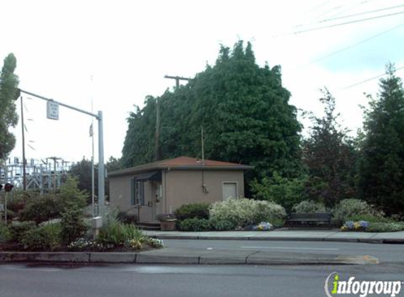 Willamette Shore Trolley - Lake Oswego, OR