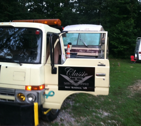 Classic 24 Hour Towing & Recovery - Hot Springs National Park, AR. Nice Vintage Equipment