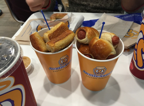 Auntie Anne's - New York, NY