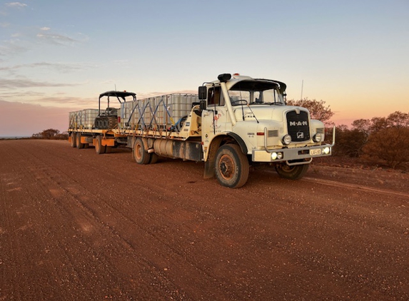 Outback Tilt Tray and Recovery Services - Laverton, WA