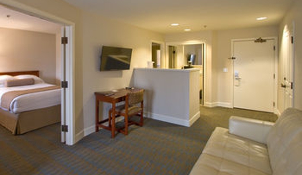 Ashland Hills Hotel & Suites - Ashland, OR