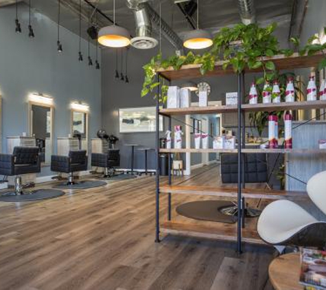 DG Elite Salon - Westlake Village, CA