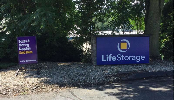 Extra Space Storage - Glastonbury, CT