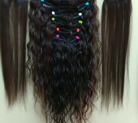 Do Hair Manufacturers - Brooklyn, NY. Superior clip-ins. Never lose your curl!