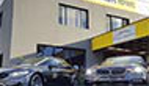 Perre Bros Smash Repairs Pty Ltd - Wollongong, NSW