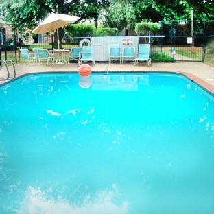 The Park Villa Apartments - Shreveport, LA