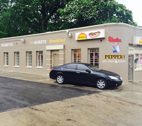 Pepper's Hot Dogs & Phillies - Kansas City, KS