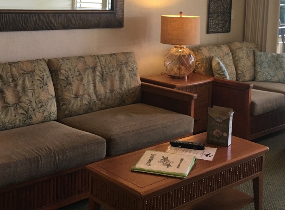 Innovative upholstery concepts - Paia, HI