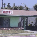 Trade Winds Motel - Motels
