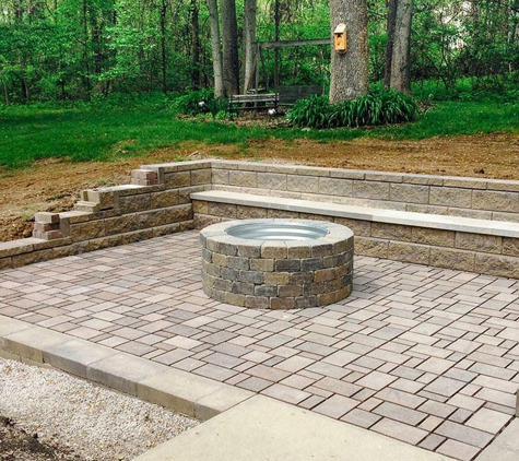 Robert's Landscaping & Drainage Solutions - Ellettsville, IN