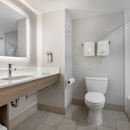 Holiday Inn Express & Suites Lake Elsinore by IHG - Hotels