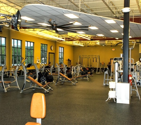 Gold's Gym - Hanover, PA