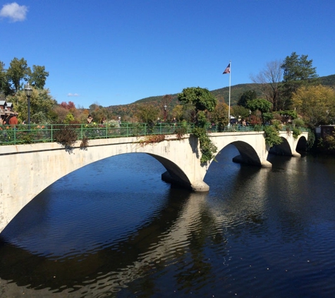 Bridge Of Flowers Business Center - Shelburne Falls, MA