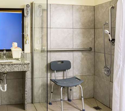 Quality Inn & Suites Clackamas - Portland - Clackamas, OR