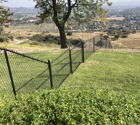 Fence-Ellent - Mira Loma, CA. vinyl coated chain link