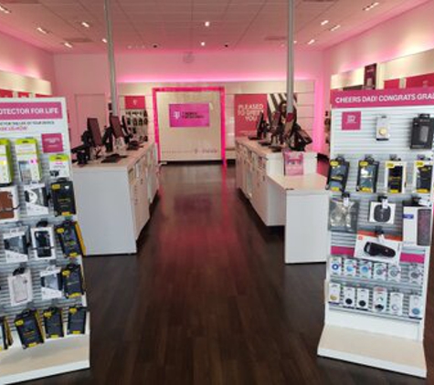 T-Mobile - Novato, CA