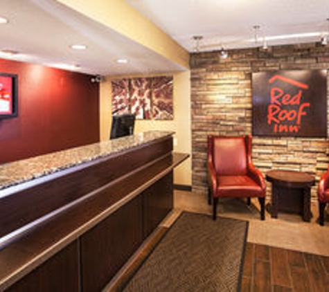 Red Roof Inn - Warren, MI