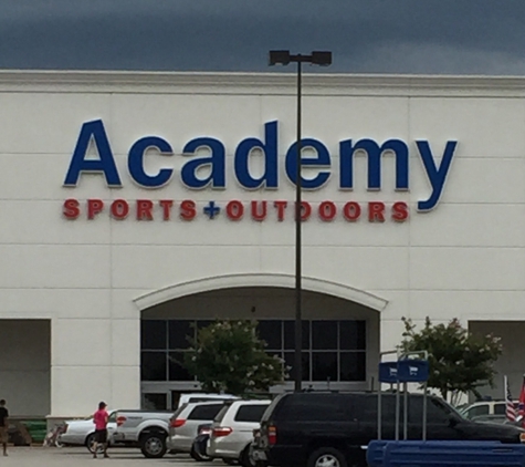 Academy Sports + Outdoors - Hiram, GA. Lot view