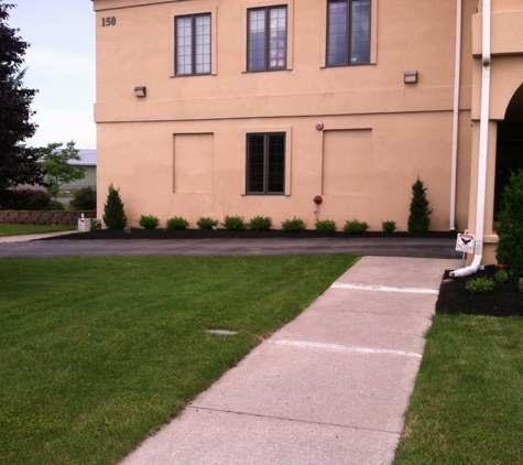 Best Care Lawn Maintenance - Rochester, NY