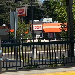 Dunkin' - Levittown, PA