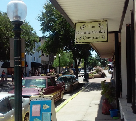 Guitar Gallery on the Square - Mckinney, TX