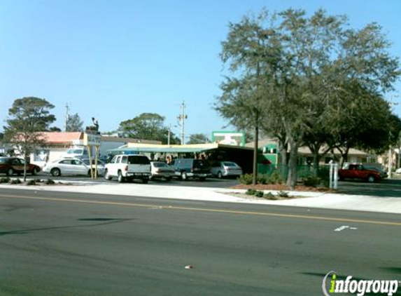 Pioneer Farm Market - Venice, FL