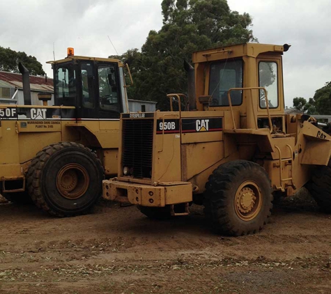 Peter Milne Earthmoving Pty Ltd - Gritjurk, VIC