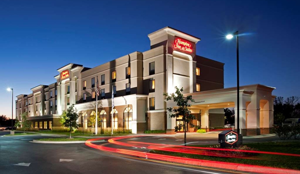 Hampton Inn & Suites Indianapolis-Airport - Indianapolis, IN