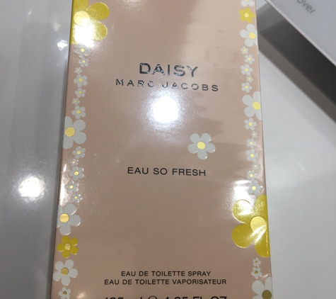 Perfume Center - Pittsburgh, PA. Daisy Eau So Fresh .. for women