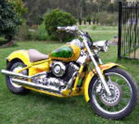 Adamthwaite's Crash Repairs Pty Ltd - Mcdougalls Hill, NSW