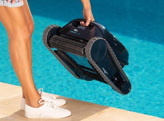 Neptunes Pool Care - Morayfield, QLD