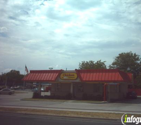 Chicken Express - Haltom City, TX