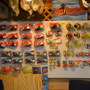 Roosters Outfitters Shop - White Springs, FL