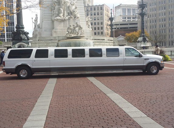 Carriage House Charters and Limousines - Indianapolis, IN