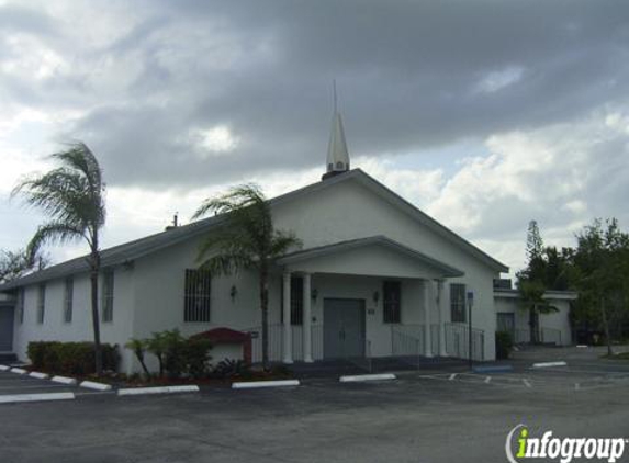 15th Avenue Church Of God Library - Fort Lauderdale, FL