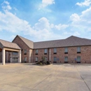 Days Inn & Suites by Wyndham Florence/Jackson Area - Motels
