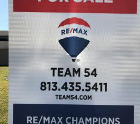 Team 54 of RE/MAX Champions - Land O Lakes, FL