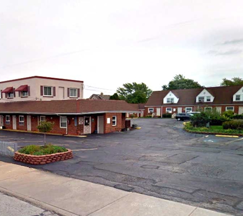 Plaza Motel - Wickliffe, OH