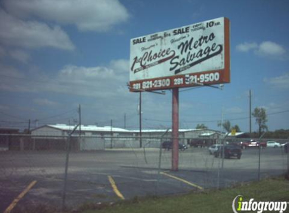 Metro Salvage Pool - Houston, TX