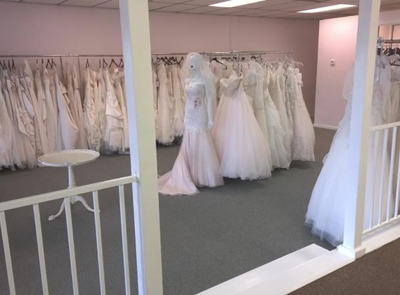 Simply Elegant Bridal Boutique - Redding, CA