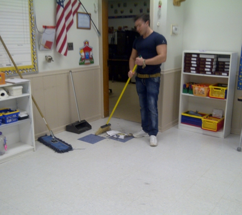 Anthony's Janitorial & Maintenance Inc - Davisburg, MI