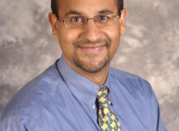 Dr. Suneet S Sahgal, MD - Akron, OH