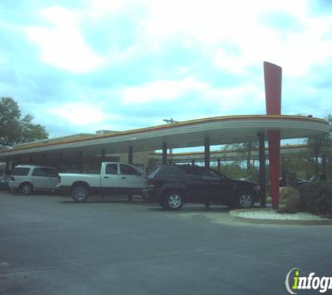 Sonic Drive-In - Pleasanton, TX