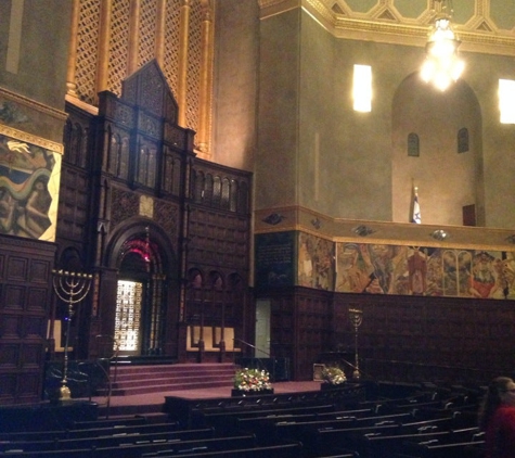 Wilshire Boulevard Temple - Los Angeles, CA