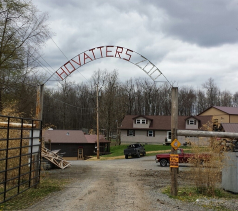 Hovatters Wildlife Zoo - Kingwood, WV. Main entrance