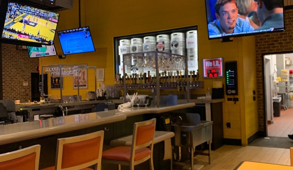 Buffalo Wild Wings - Newport, KY