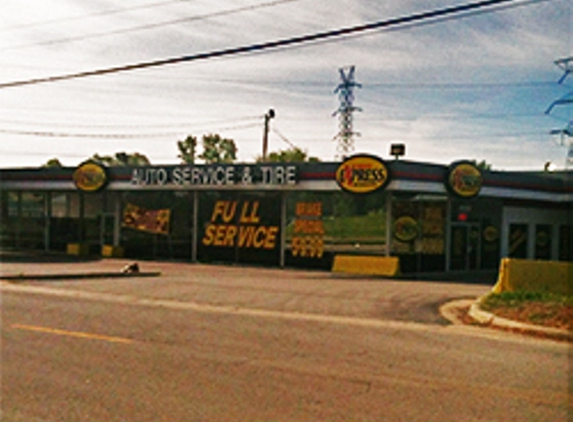 Calvert's Express Auto Service & Tire - Fairview Heights, IL