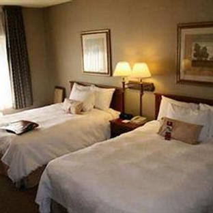 Hampton Inn & Suites Agoura Hills - Agoura Hills, CA